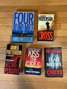 13 - James Patterson Books / make your own bundle